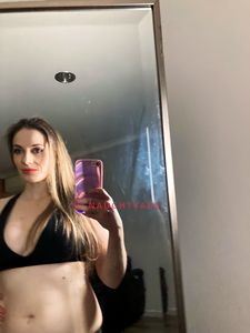 pregnant escort perth