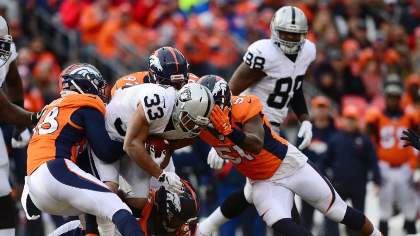 denver broncos and oakland raiders