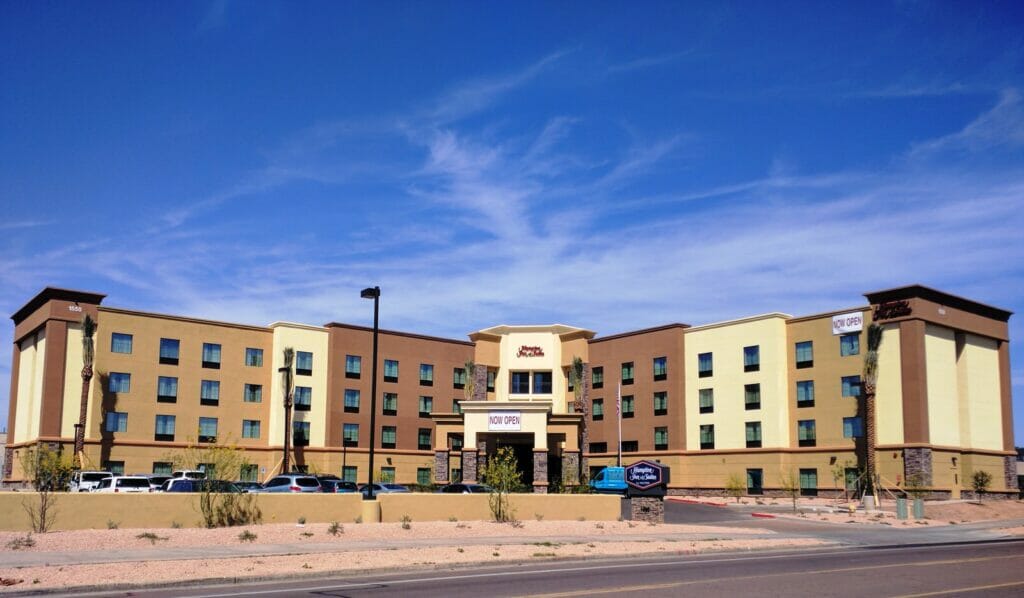 hampton inn and suites tempe phoenix airport