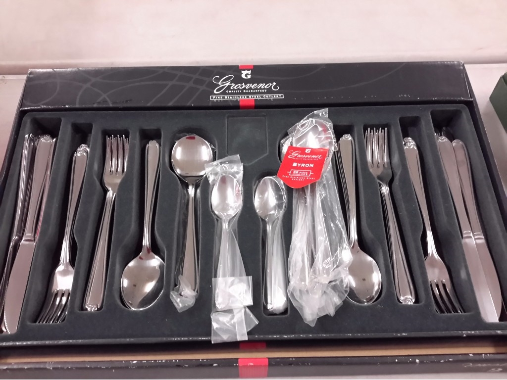 grosvenor stainless steel cutlery