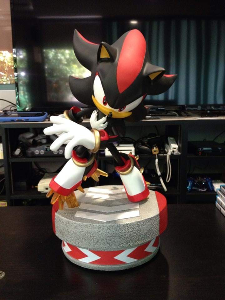 shadow the hedgehog figure