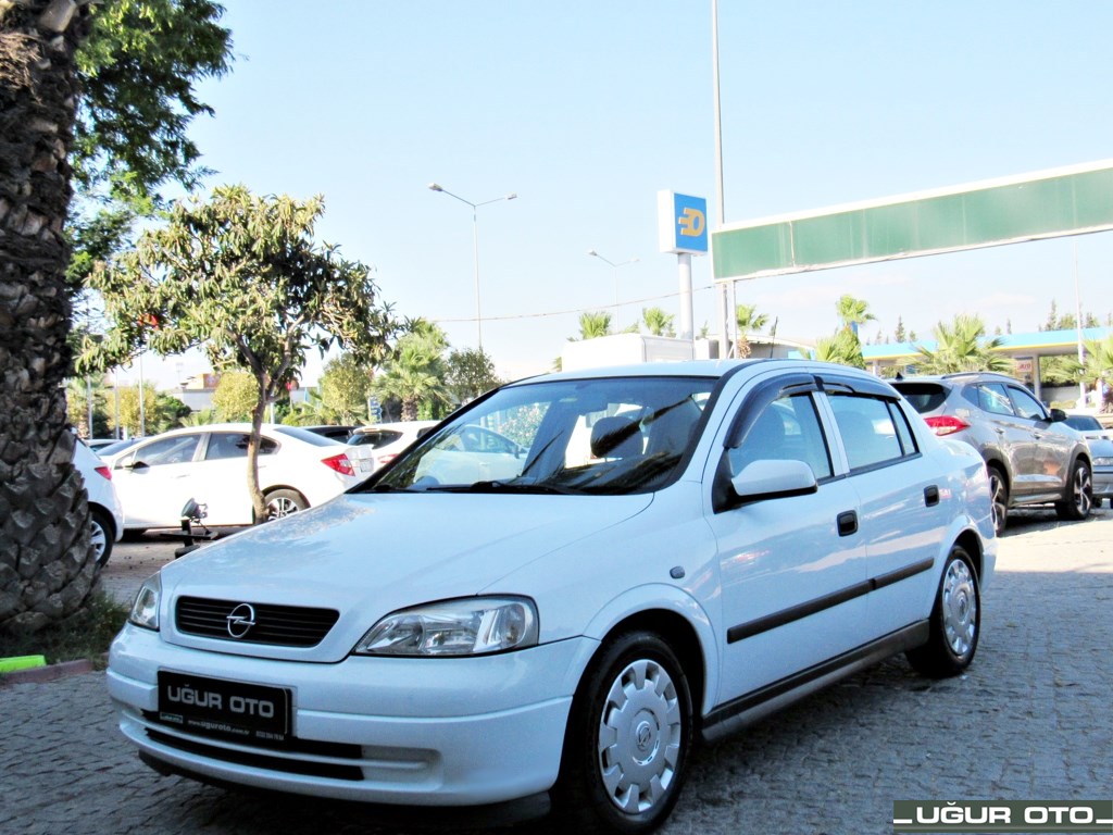 opel astra 1.4 club