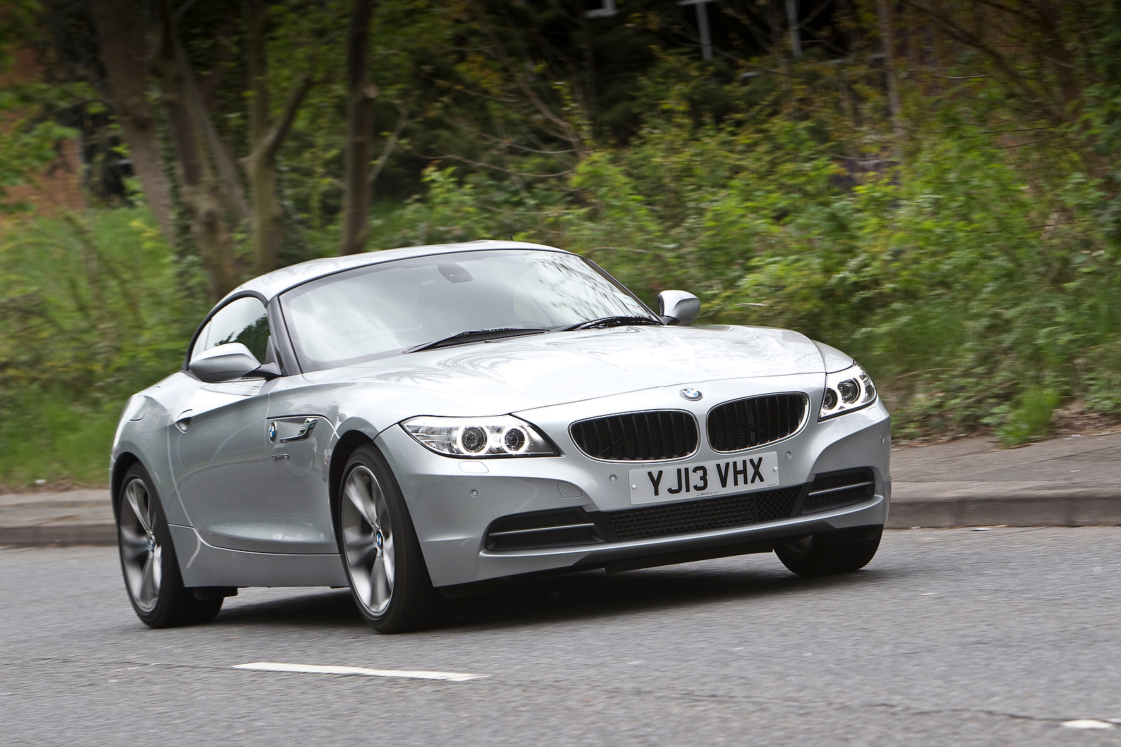 bmw z4 18i vs 20i