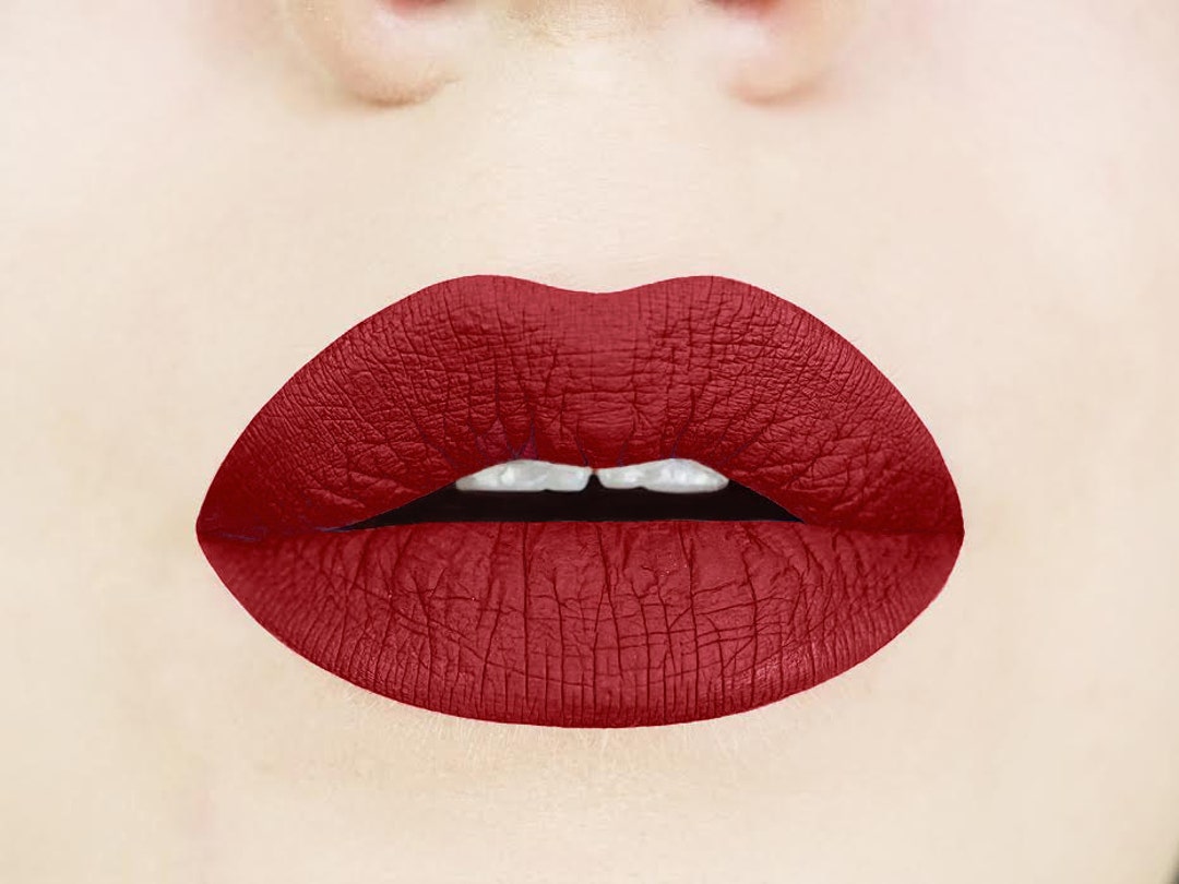 dark maroon lipstick matte