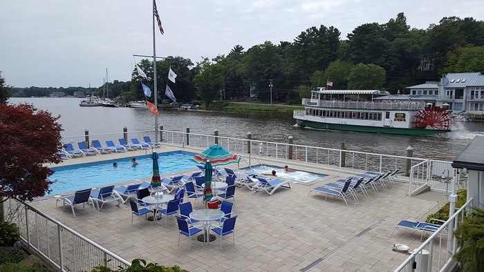 ship and shore saugatuck