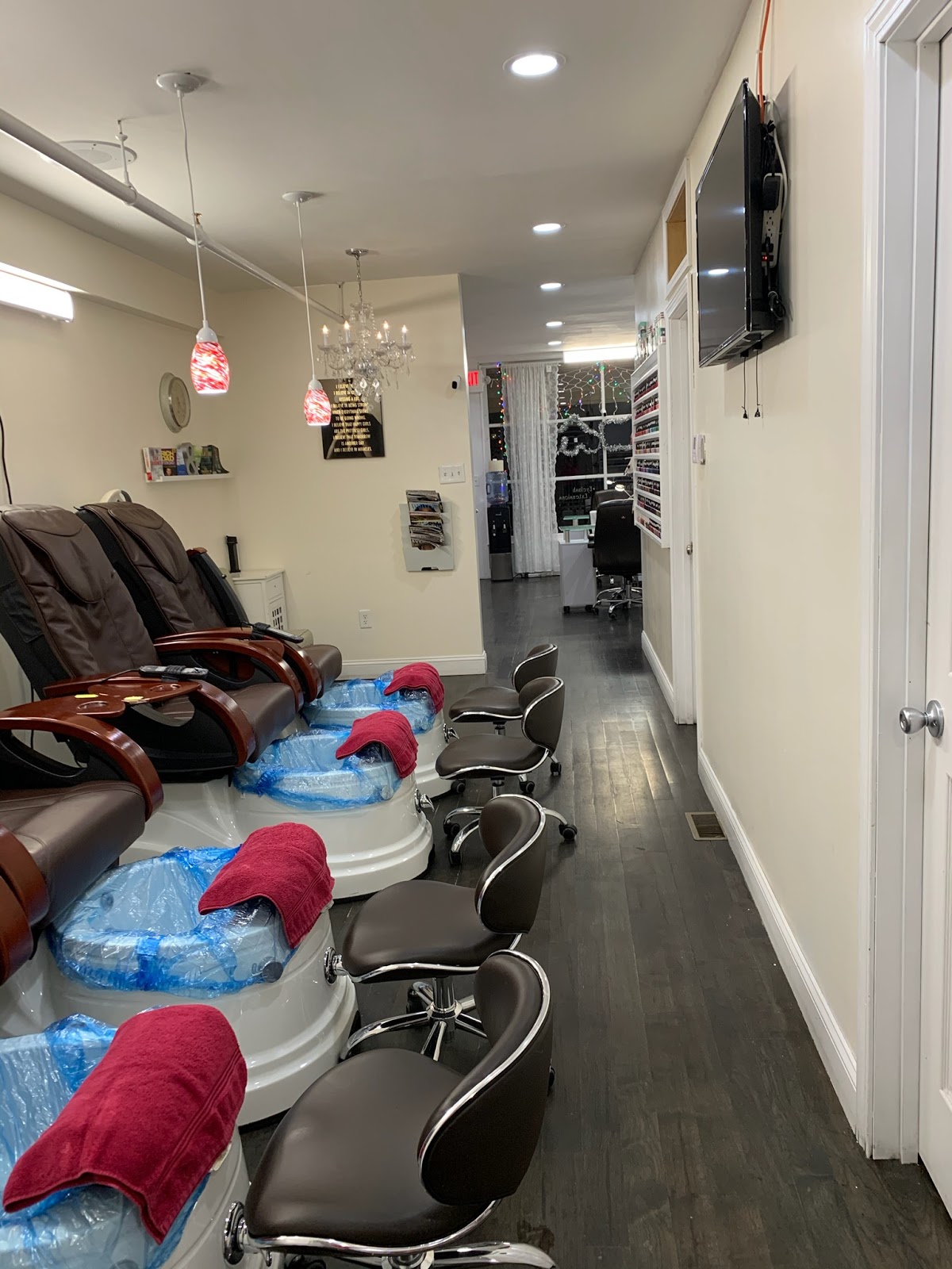 nail salon lynnfield ma