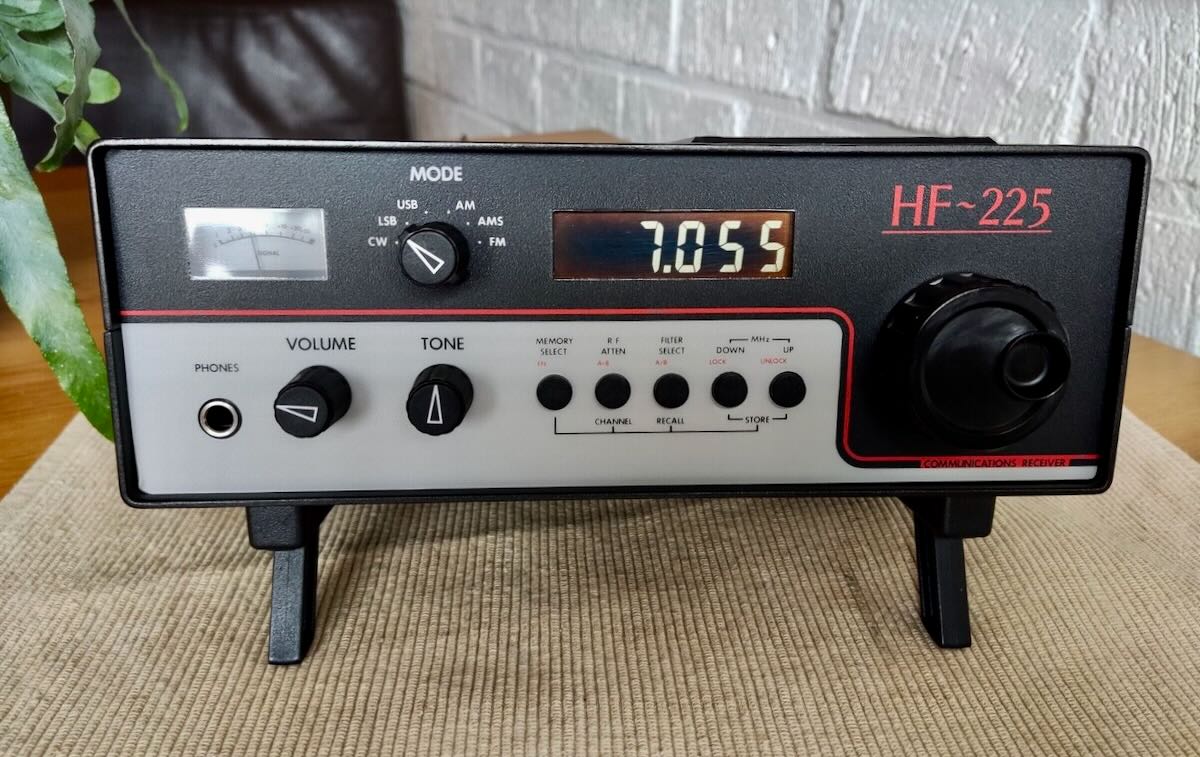 lowe hf 225