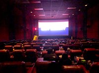 amc dine-in levittown 10