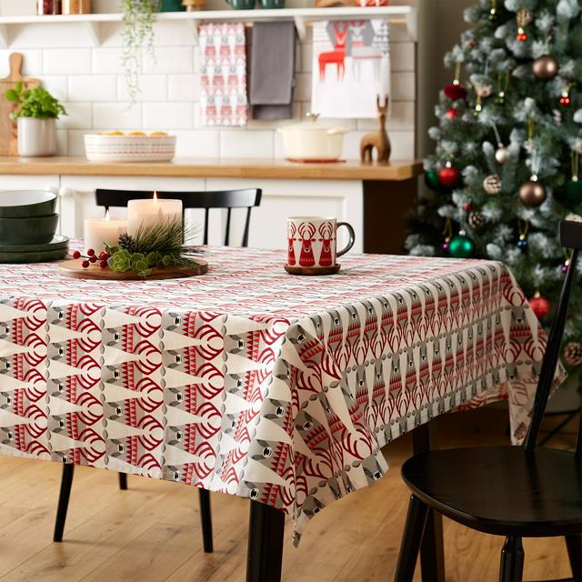 habitat wipe clean tablecloth