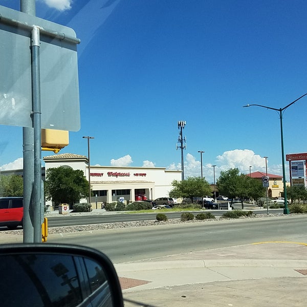 walgreens el paso tx hours