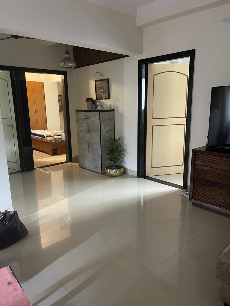 2 bhk for sale in bandra west