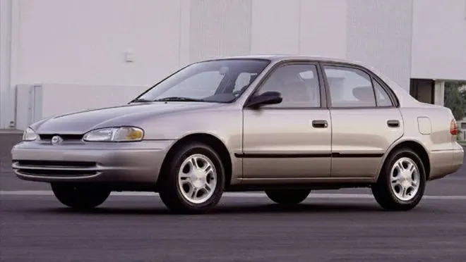 2000 geo prizm