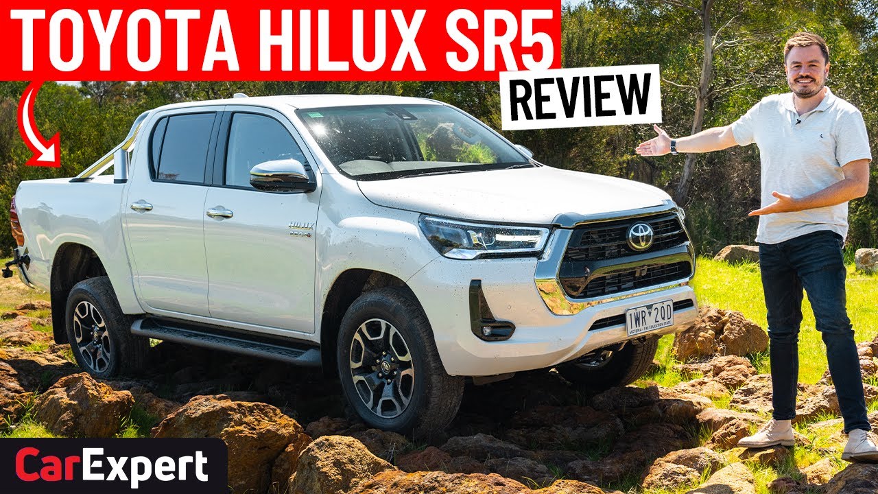 2023 hilux sr