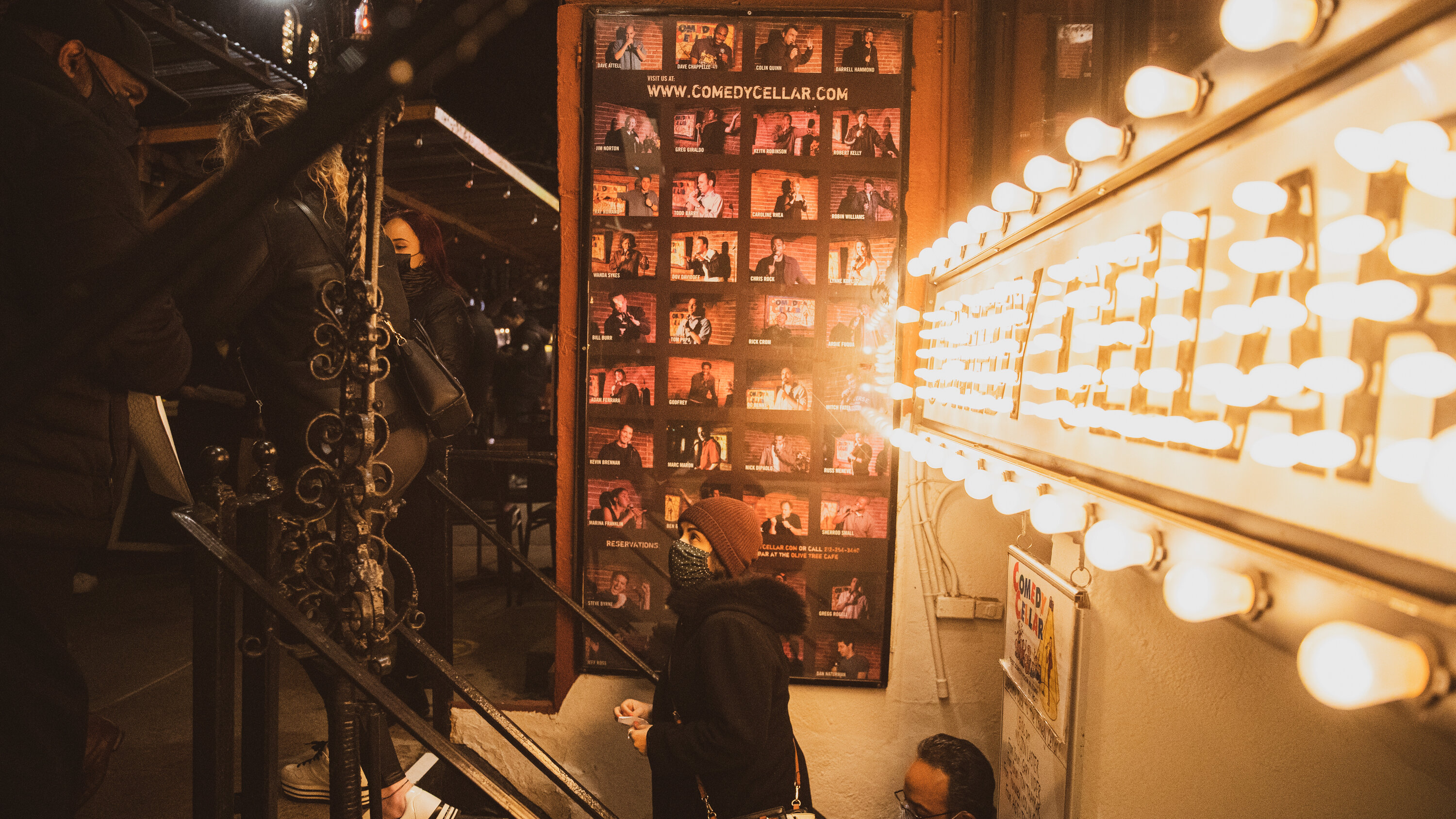 comedy clubs in time square new york