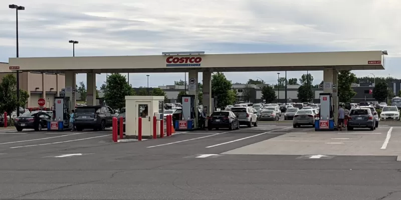 gas costco drummondville