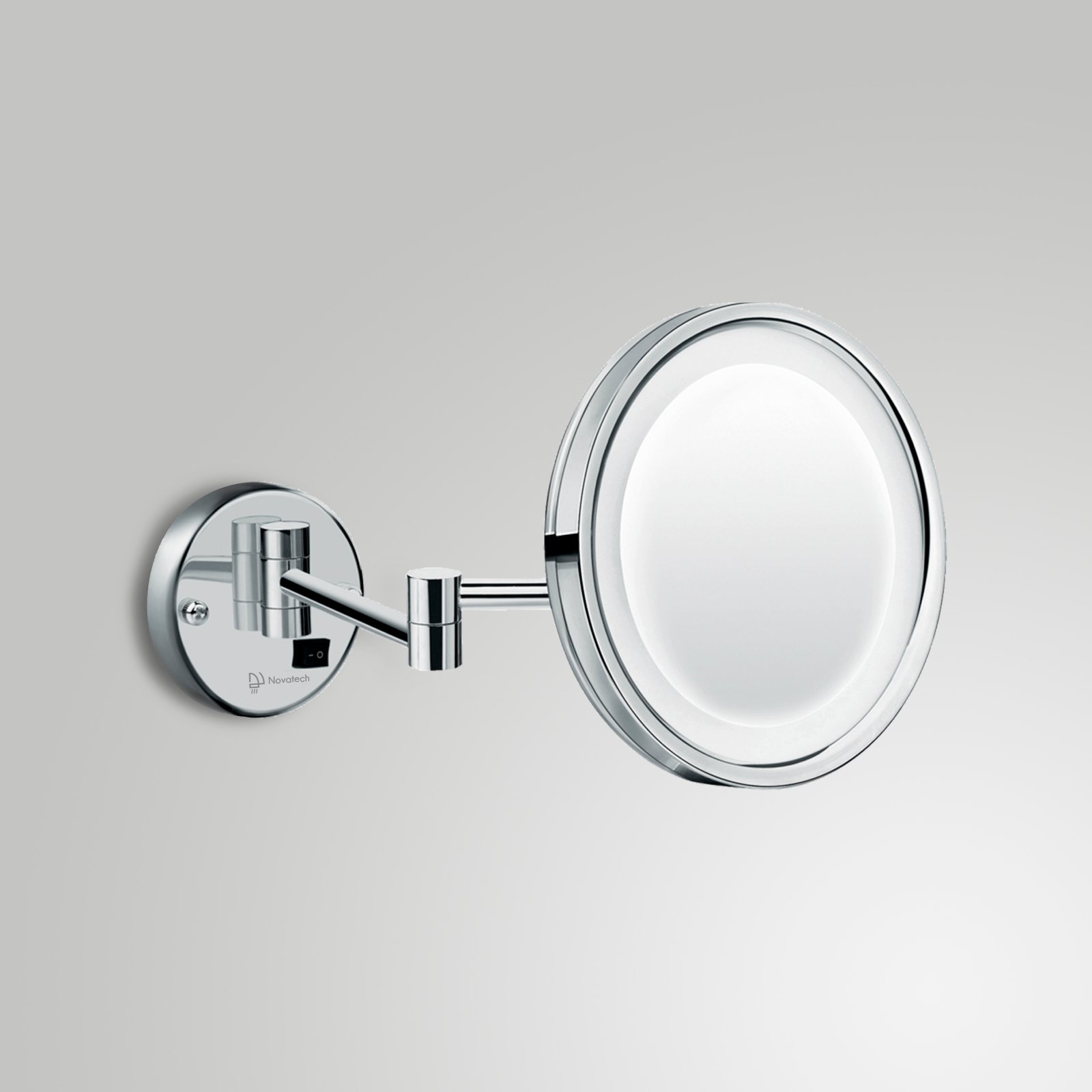 magnifying shaving mirror