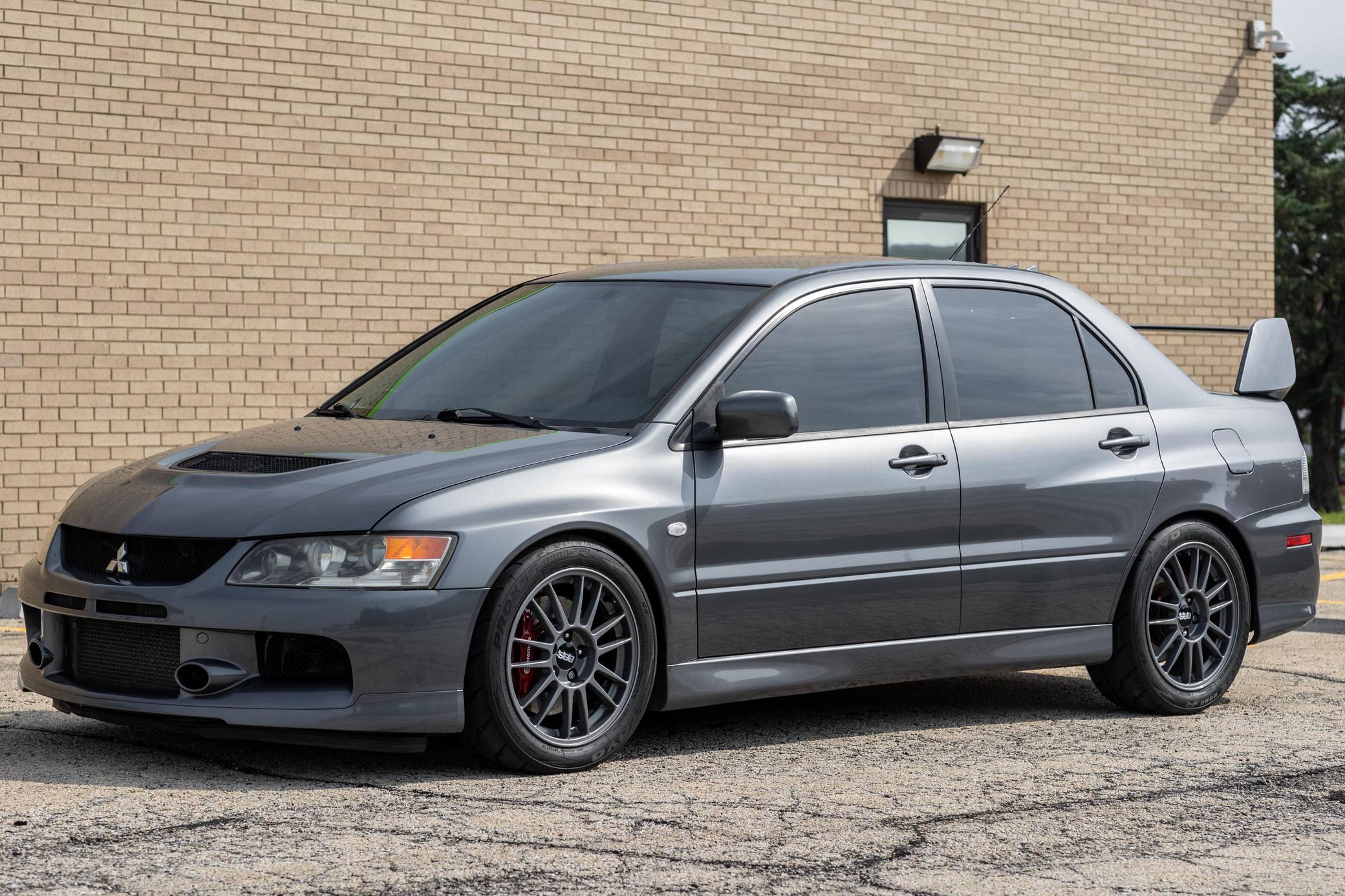 mitsubishi lancer evolution ix ราคา