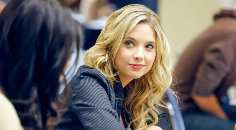 pretty little.liars hanna