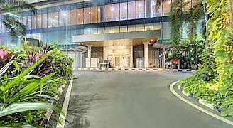 hotels near chhatrapati shivaji airport