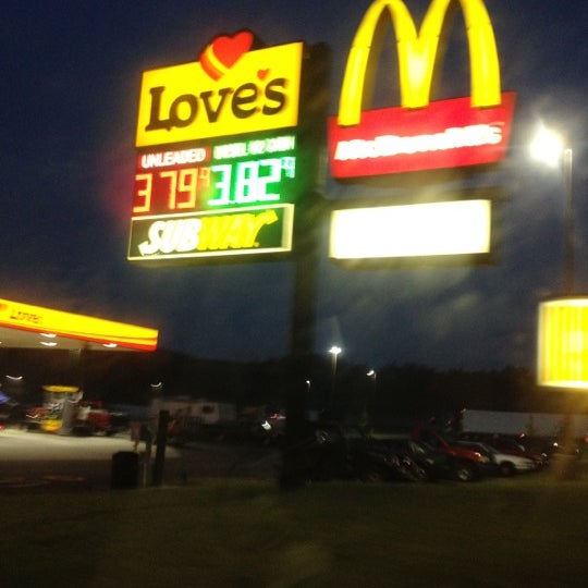 loves travel stop emerson photos