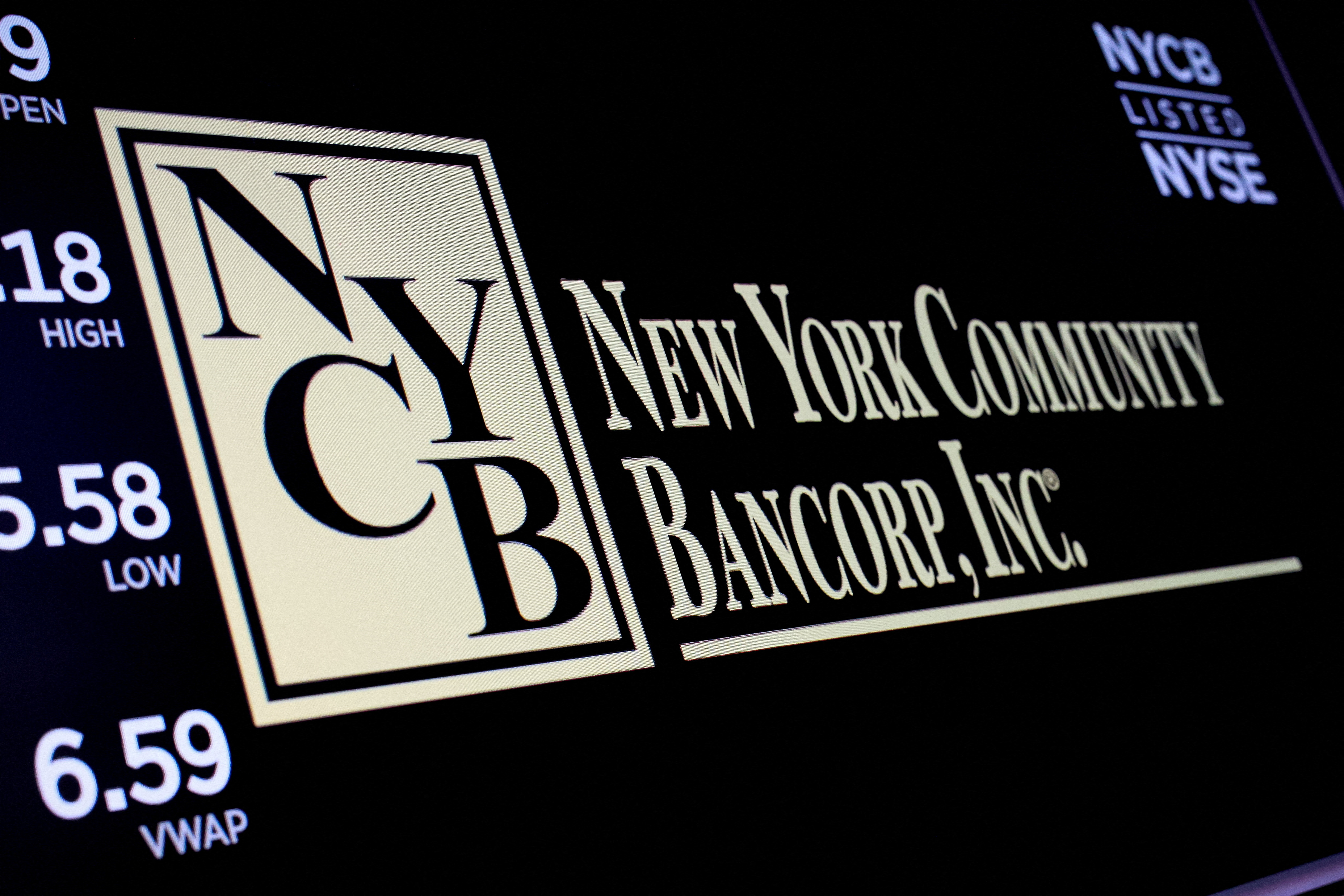 stock nycb