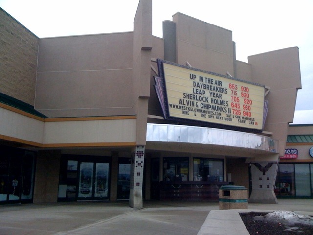 landmark cinemas kelowna