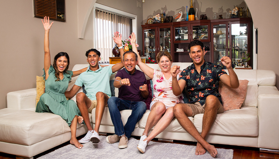 celebrity gogglebox australia 2023 cast