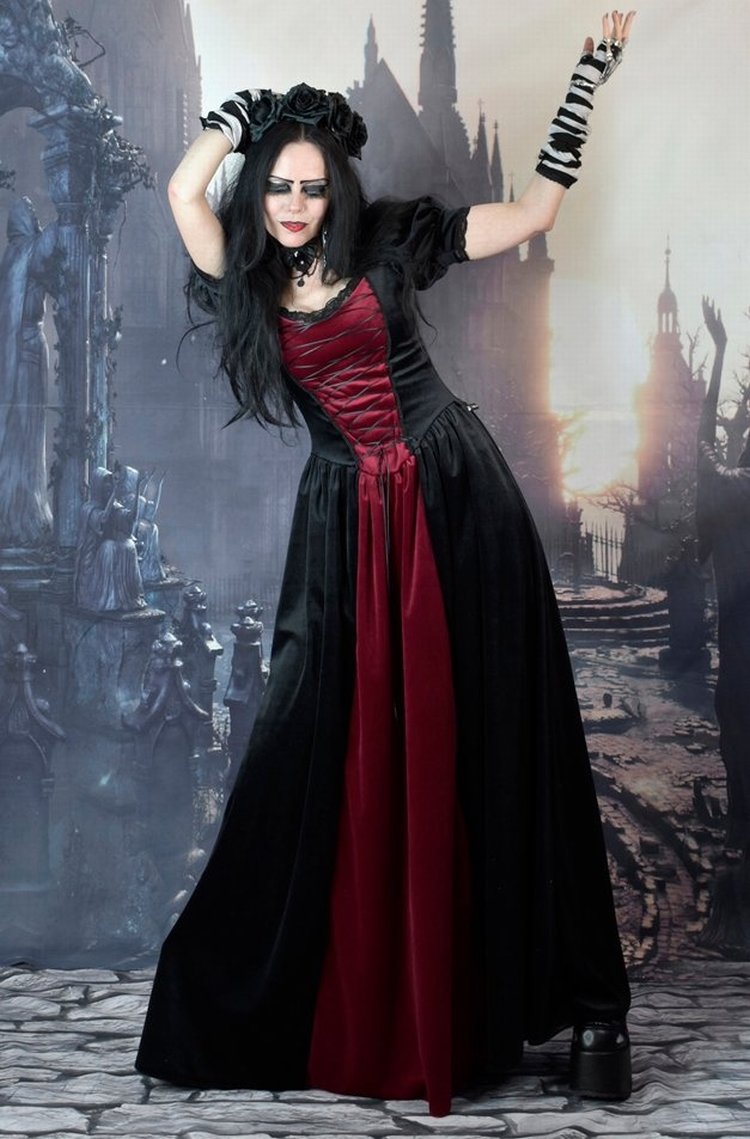 gothic clothes