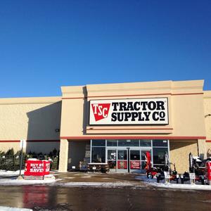 tractor supply watertown