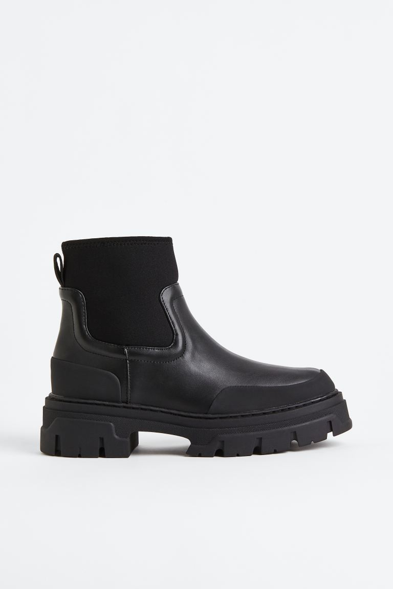 black boots h&m