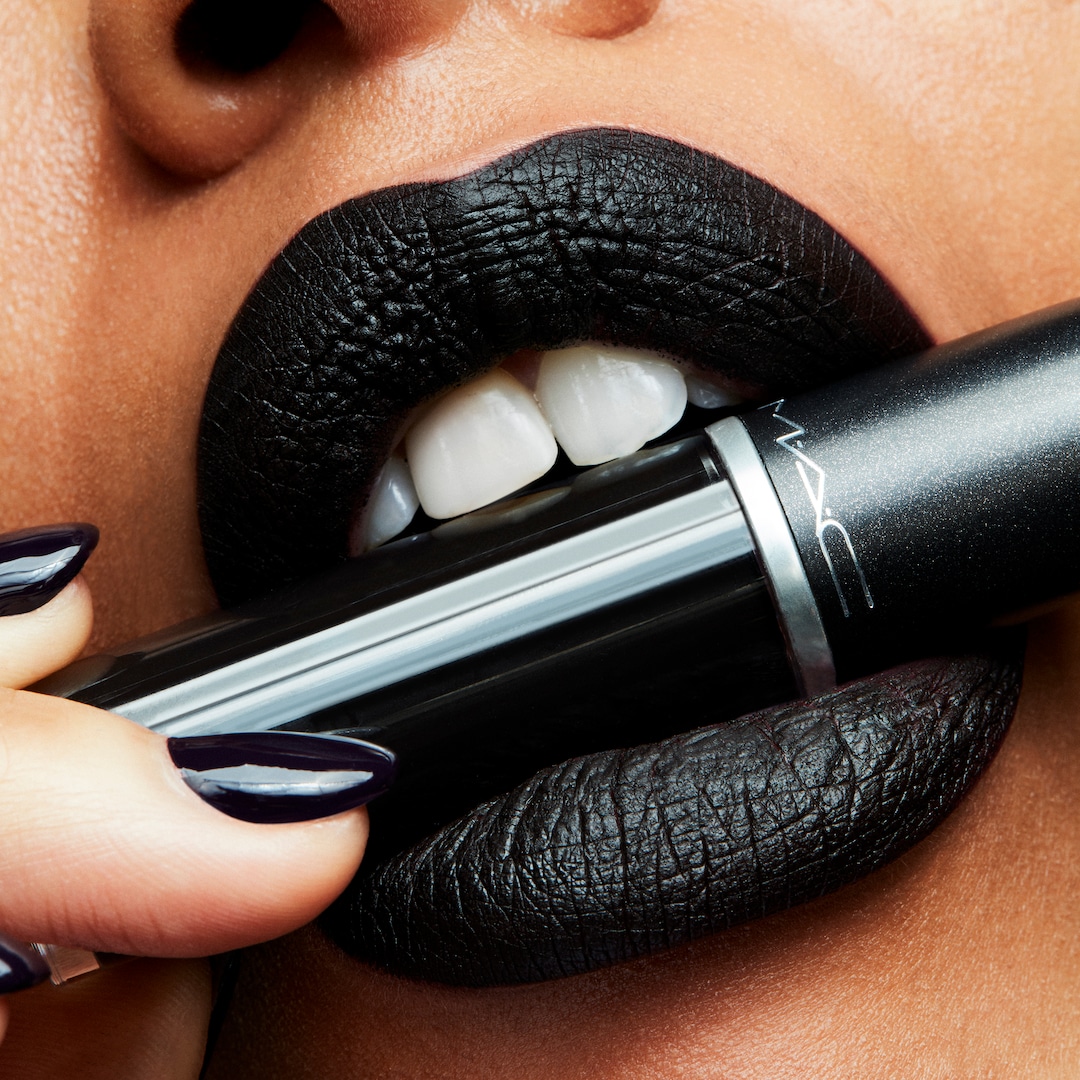 mac matte black lipstick