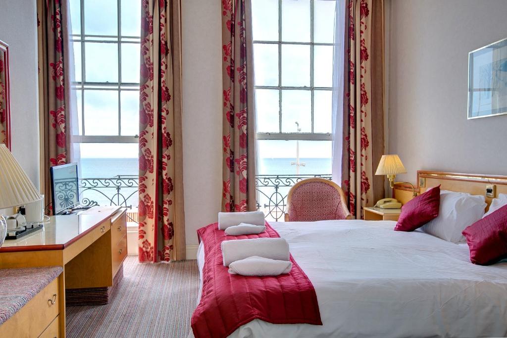 russell hotel weymouth reviews