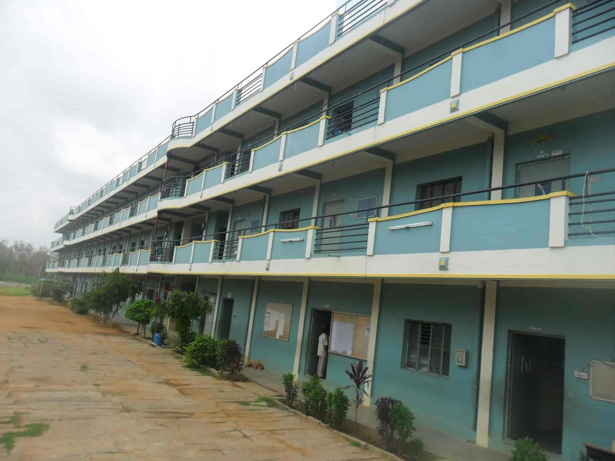 schools in hindupur