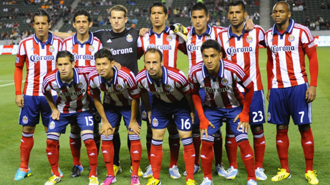 chivas players