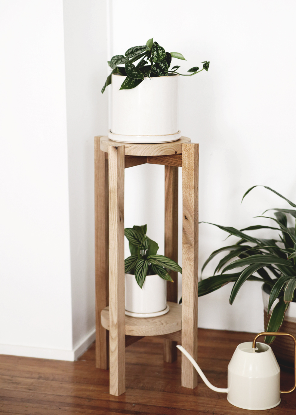 indoor plant stand wood