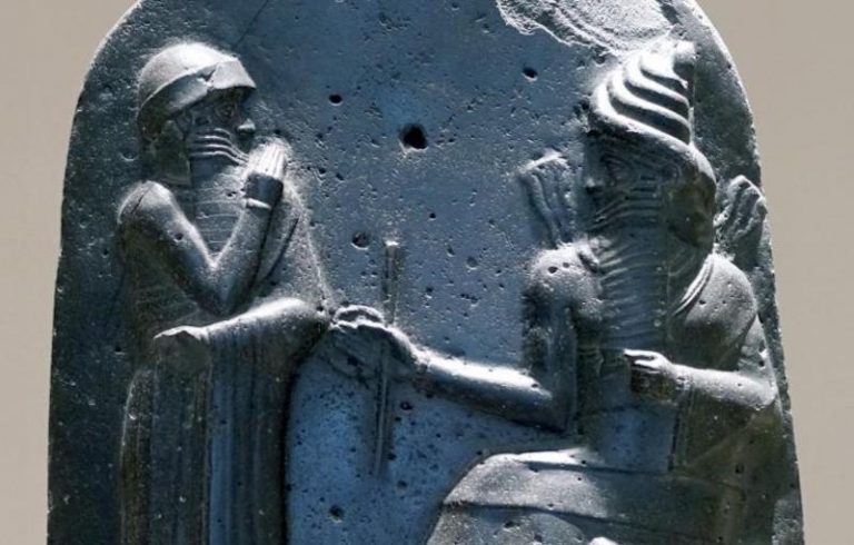 hammurabi heykeli