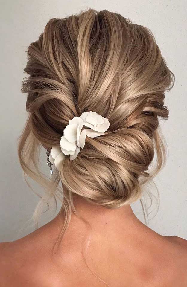 classy elegant wedding hair updo