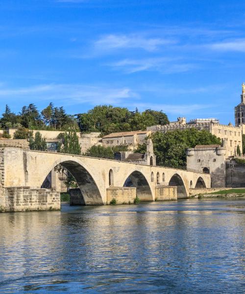 flights from avignon