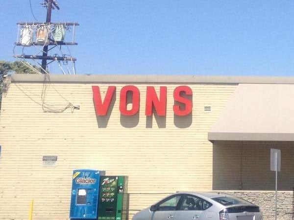 vons hours near me