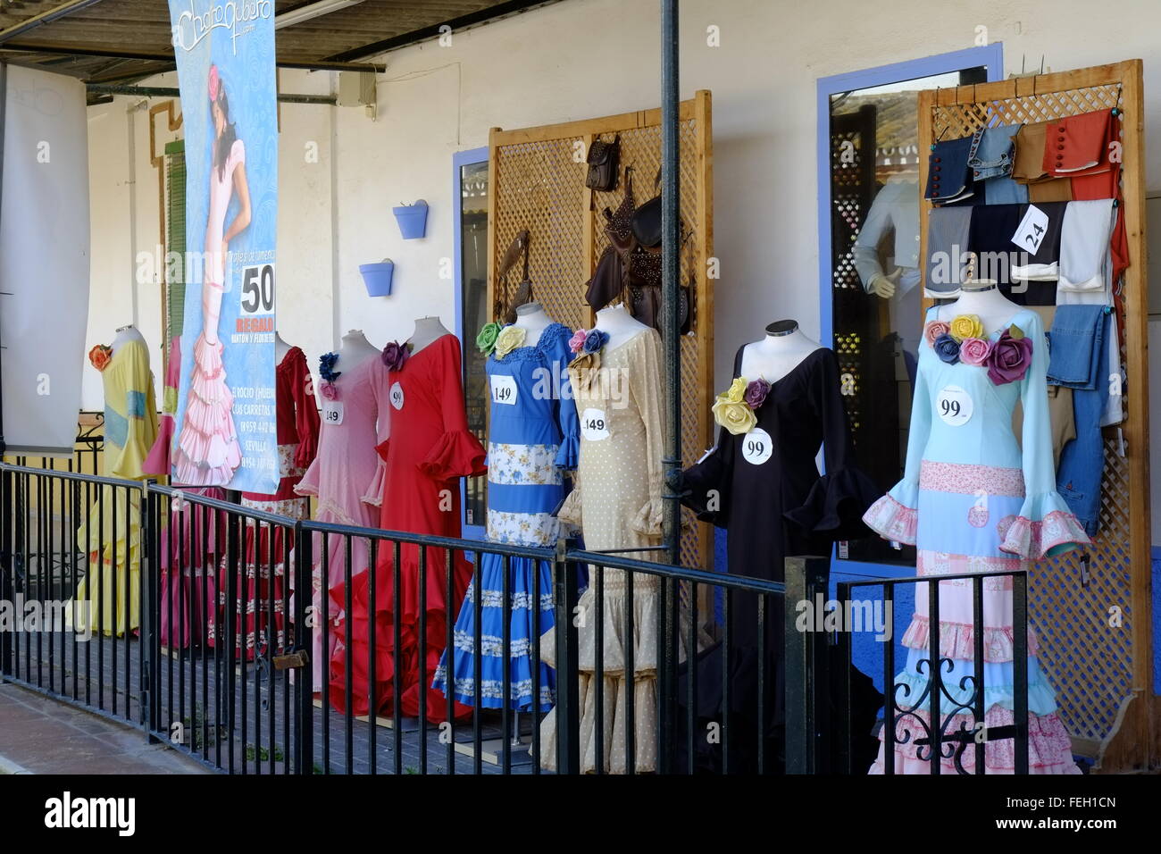 tiendas de flamenca en el rocio