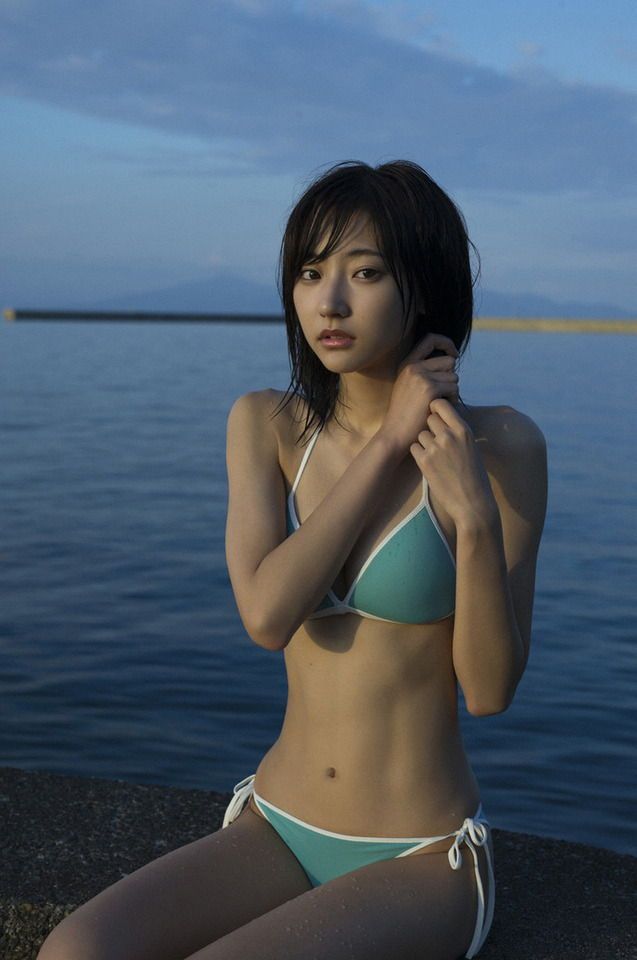 shioli kutsuna hot