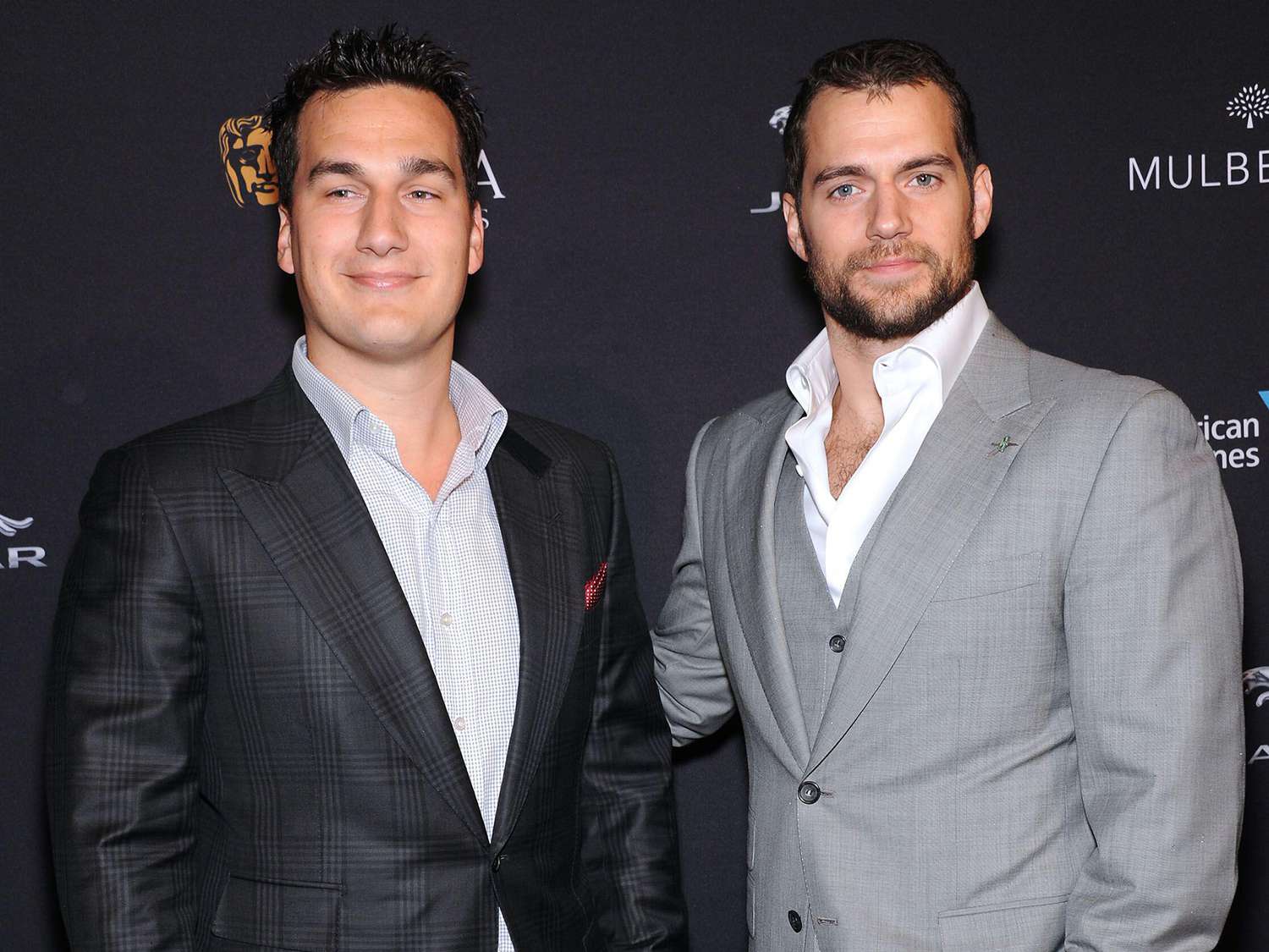 henry cavill brothers