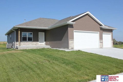 houses for sale greenwood ne