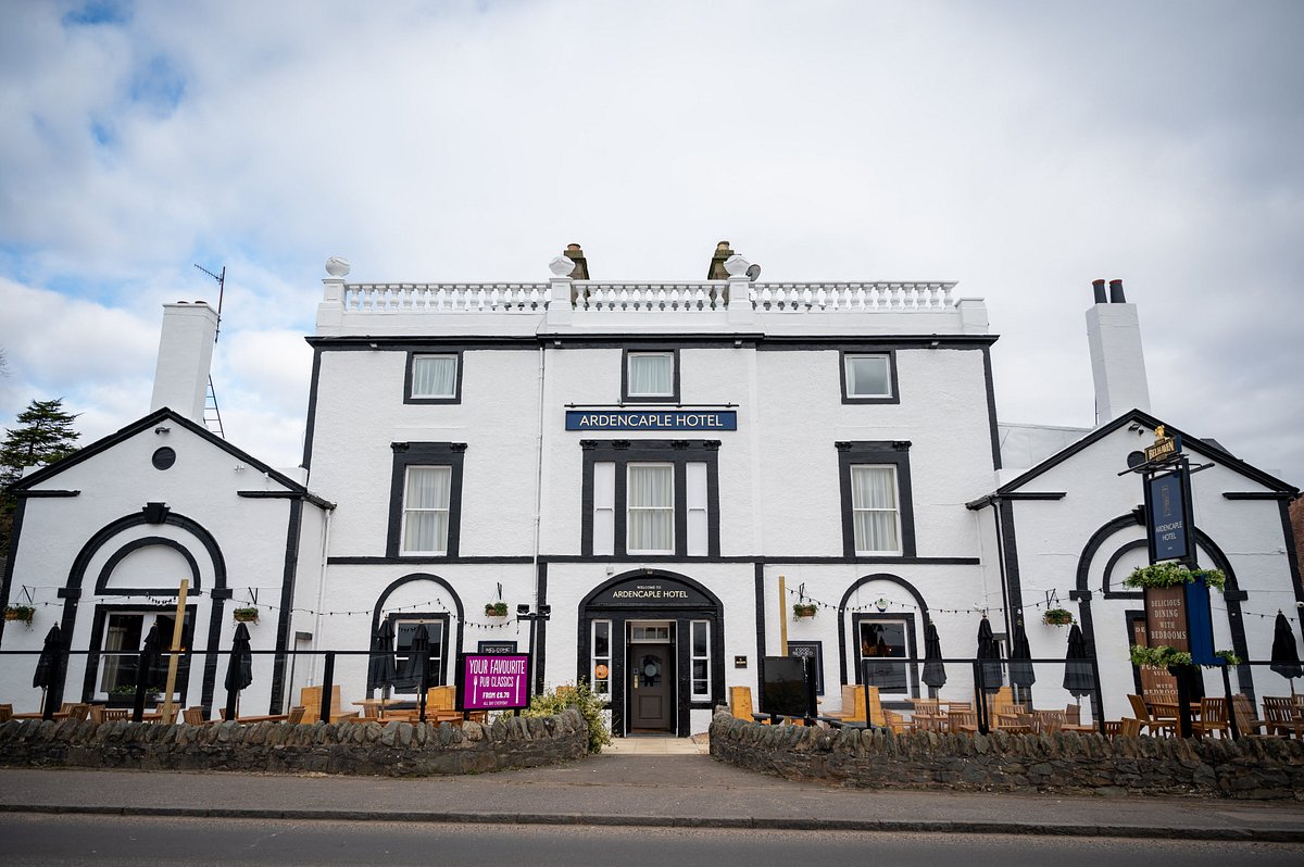 places to stay in helensburgh