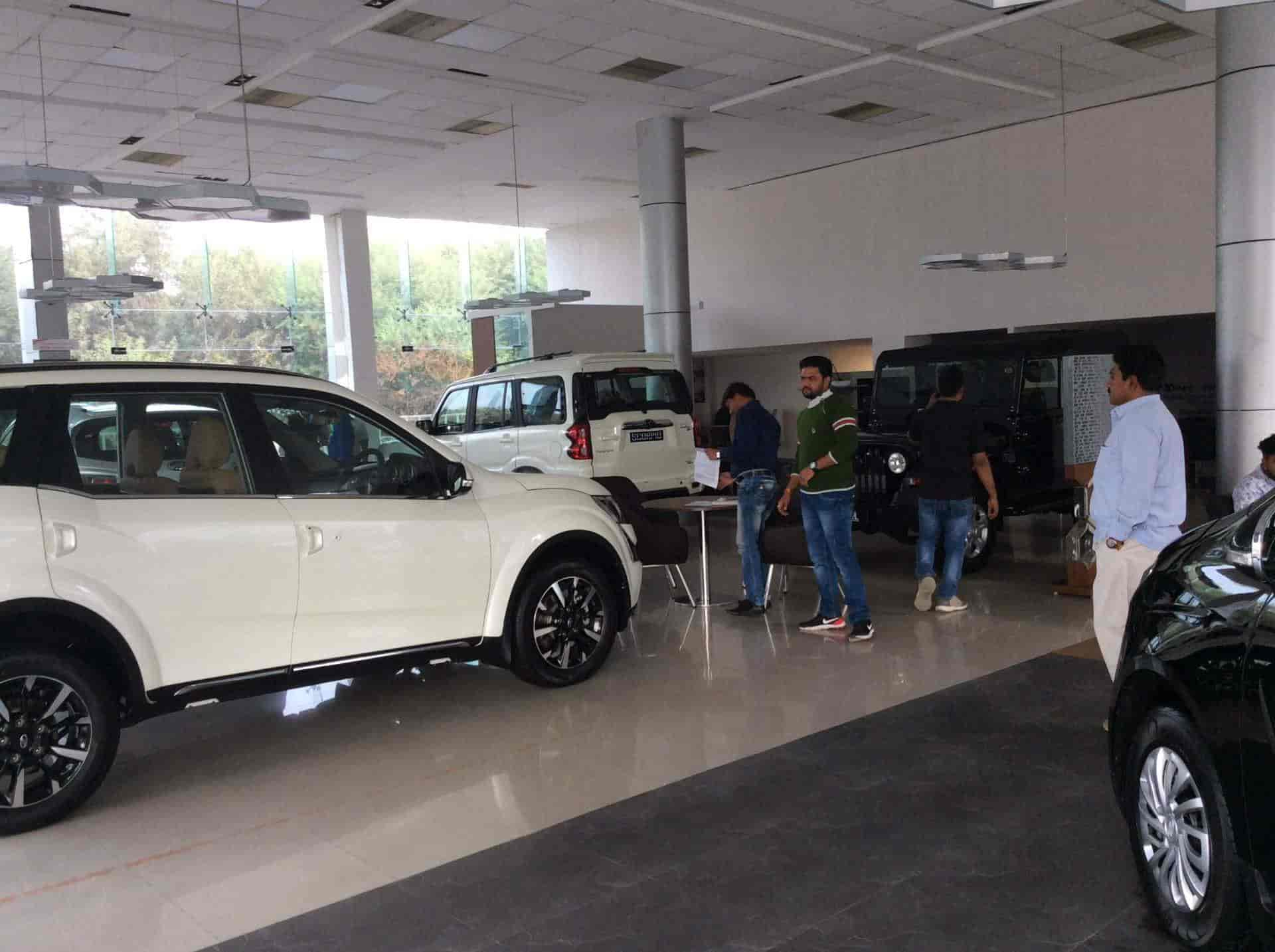 mahindra showroom indore