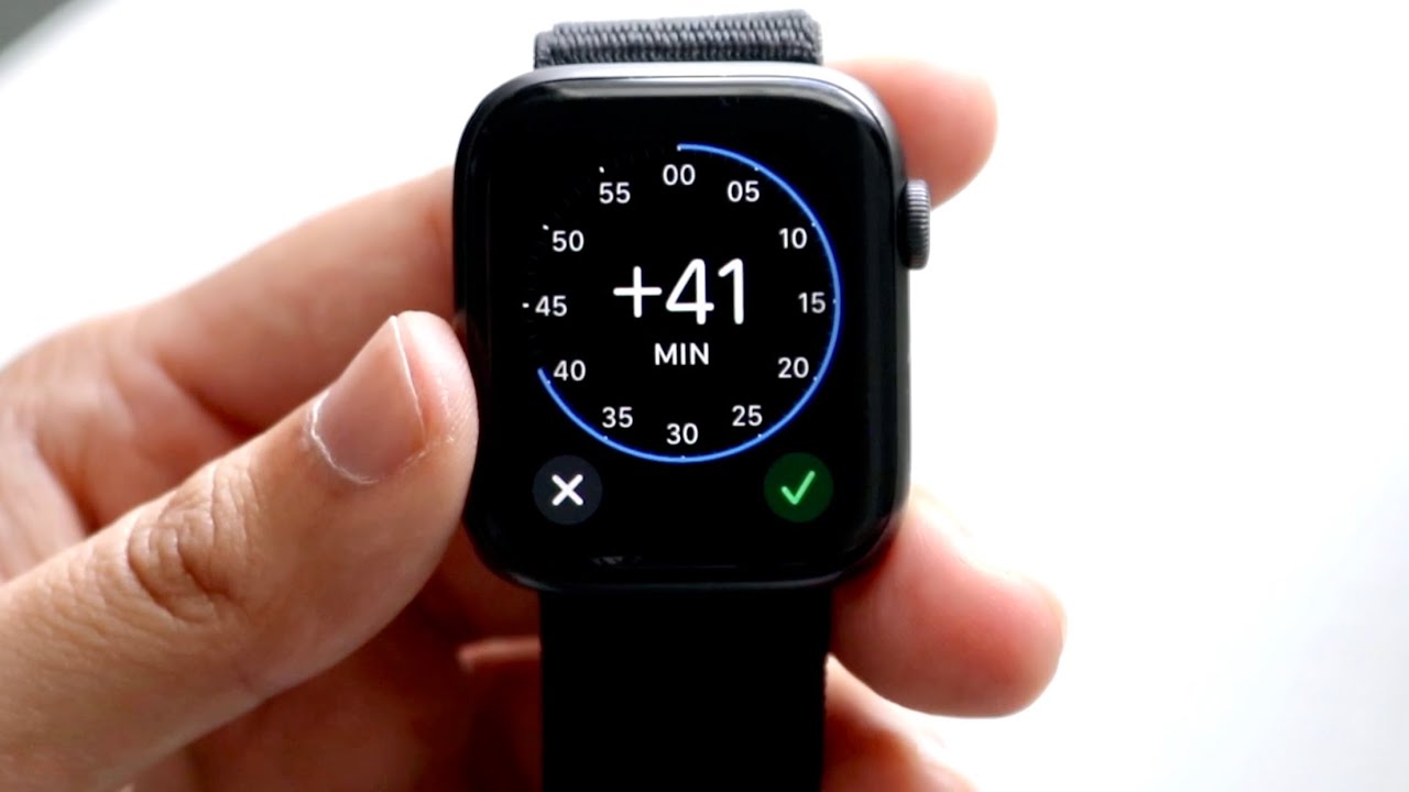 how do you change the clock on apple watch