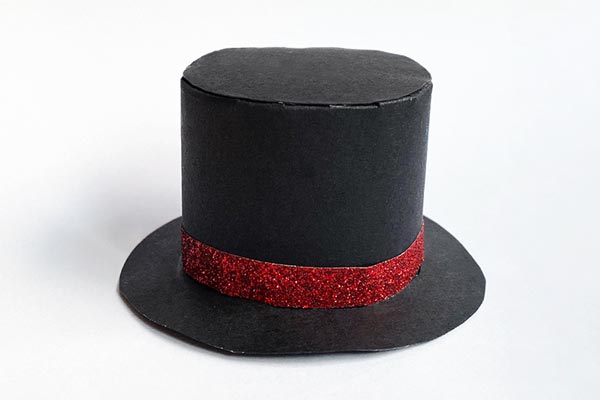 small top hat