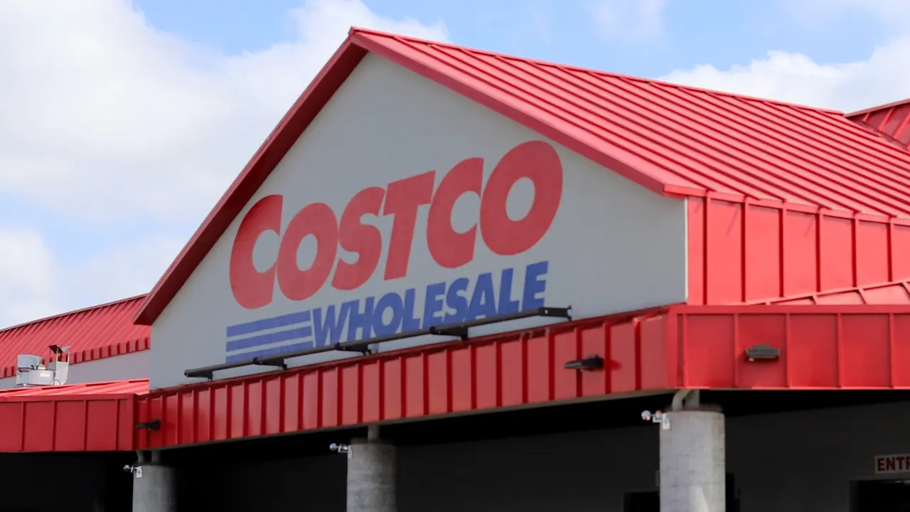 is costco open today july 3