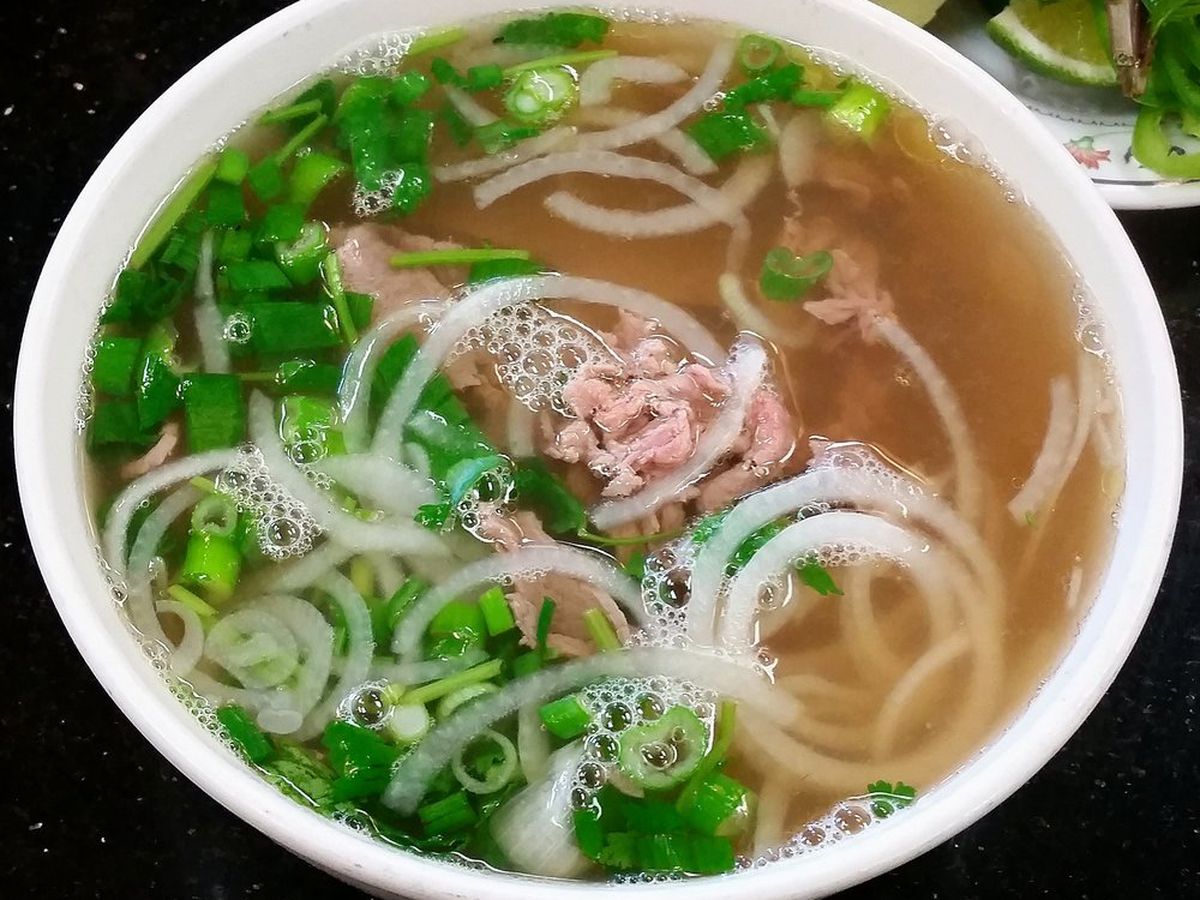 pho places near me