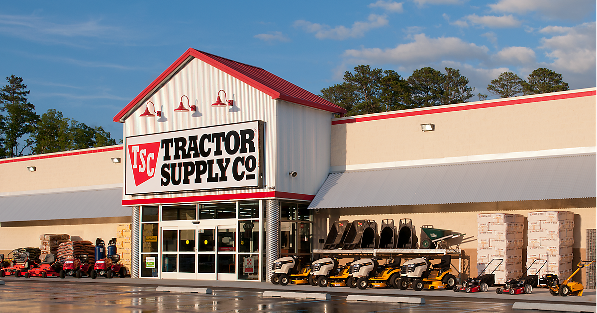 tractor supply sandersville ga